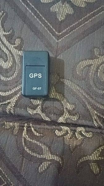 MINI GPS TRACKER AND VOICE RECORDER GF-07 3