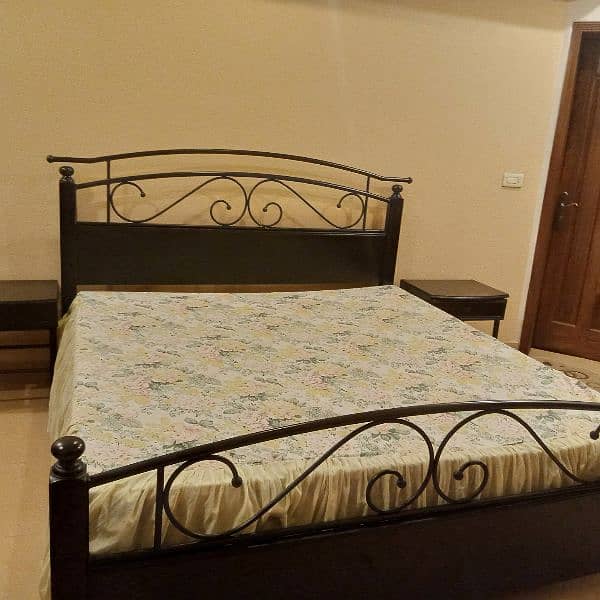 Complete Bed set 1