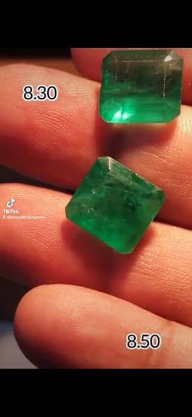 Top quality Emerald stone 2