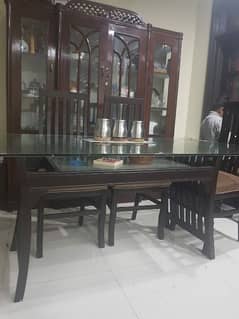 Dinning table with 6 Chairs