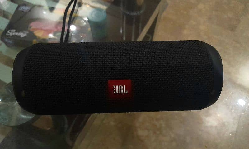 Original JBL Flip 3 Bluetooth Speaker 0