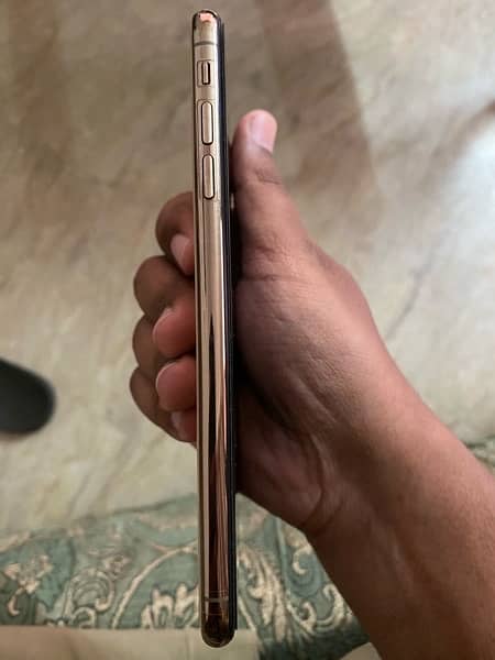 Iphone XS Max 256 GB All okay NON PTA Approved 1