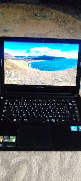 Lenovo laptop in good condition with original charger 4