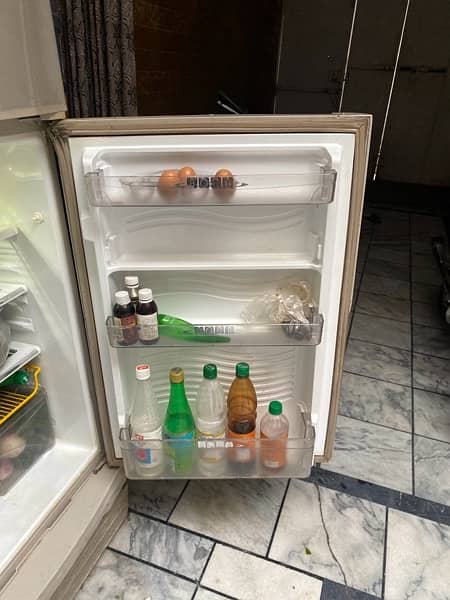 good condition and new refrigerator 2