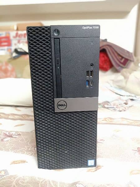 DELL PC 16GB RAM - i7-7th Gen 500GB SSD 0