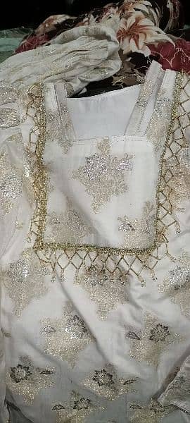 white sharara with long shirt small size ha 3pc suit 6