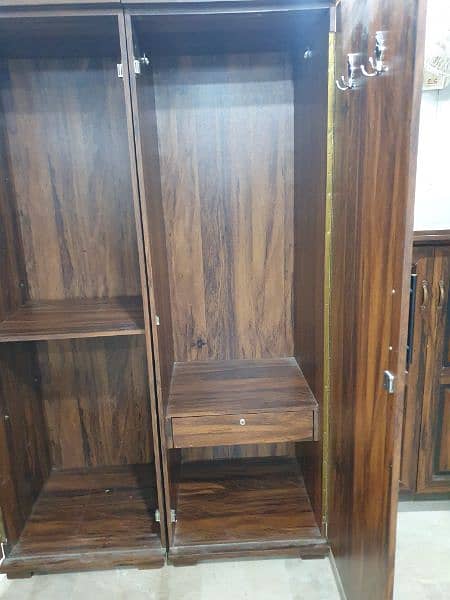 Cupboard for sale (pair) - Good condition 2