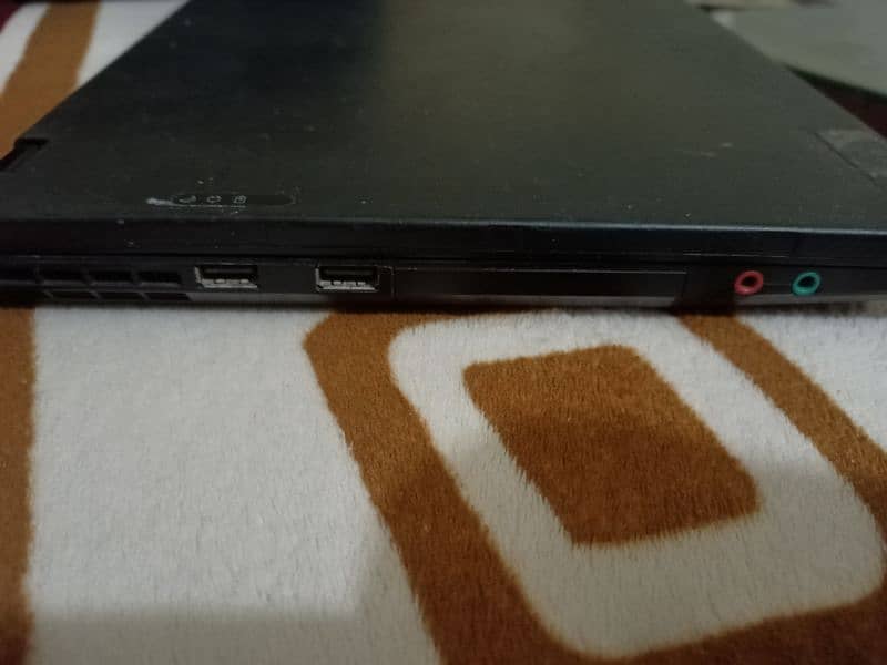 Lenovo laptop in good condition 1