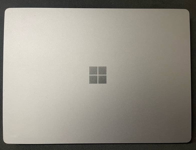 Microsoft Surface Laptop 3 i5 10th Gen 2