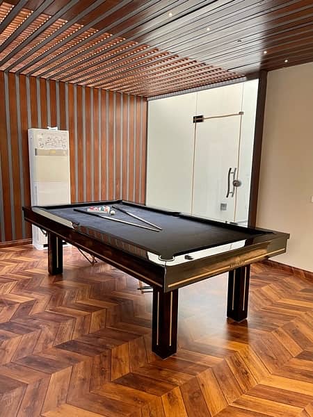 Pool table / snooker table / Billiards / Light hood / Club Maker 8