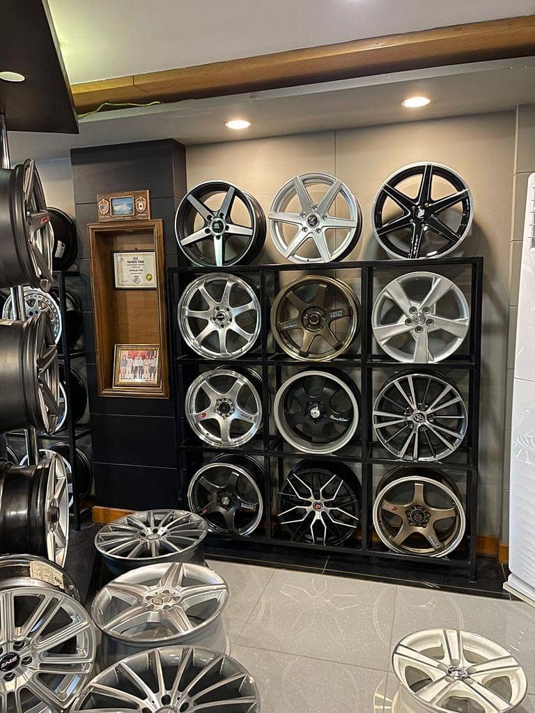 All Type Of Tyres And Alloy Wheels / Wheel Balancing 3D Alignment 5