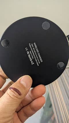 Qi wireless Charger new 0