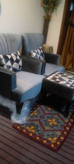 Very beautiful heavy Luxury bed room chairs with table03335138001