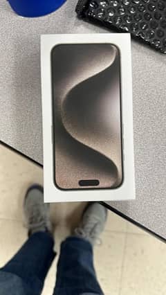 SEALED Apple iPhone 15 Pro MAX JV 256gb Silver White Titanium