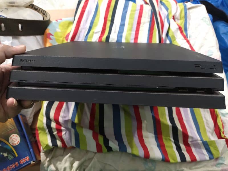 PS4 Pro 7200 region 2 with box 1