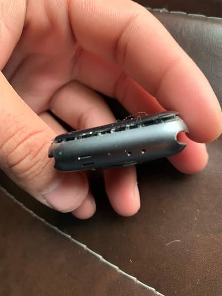 apple watch series 2 panel broken 4