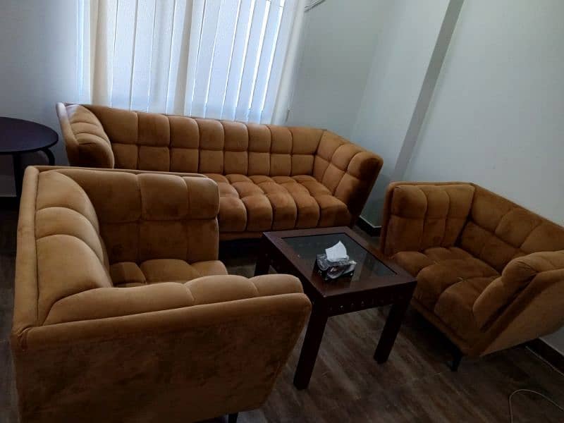 Sofa good condition 2