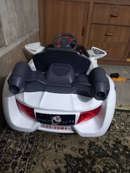 kids Rechargeable battery Car with remote control 0