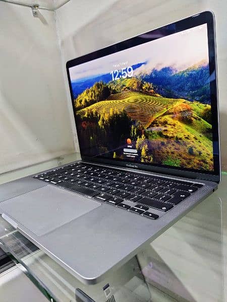 Macbook Pro 2018 (16-1TB) - Air M1 (8-256) - Pro M2 (8-512) 1
