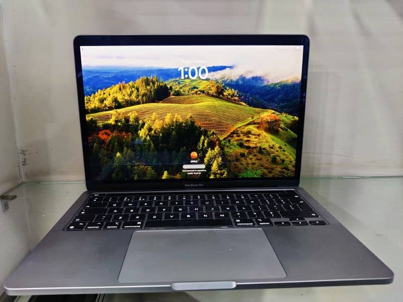 Macbook Pro 2018 (16-1TB) - Air M1 (8-256) - Pro M2 (8-512) 0