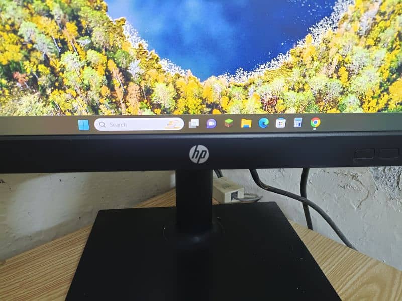 LED Monitor 22 inch HP  DISPLAY  FULL HD 8