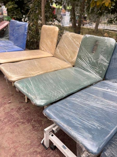 Patient Couch - Examination Couch - UK Import - Excellent Condition 3