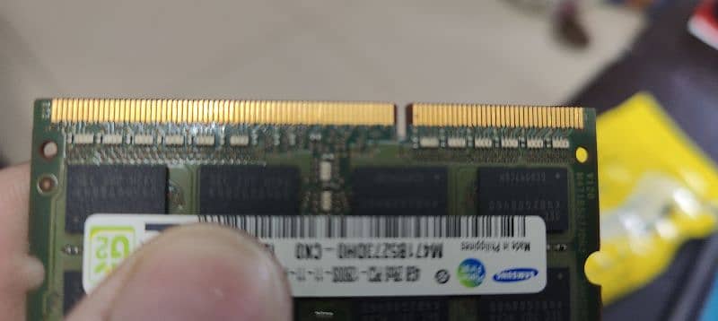 Samsung 4 GB Laptop RAM DD3 2Rx8 12800S 2