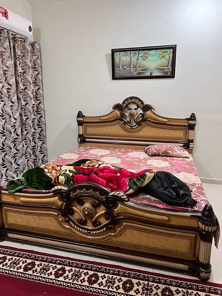 King size 6/6.5 Bed for sale without mattress 1