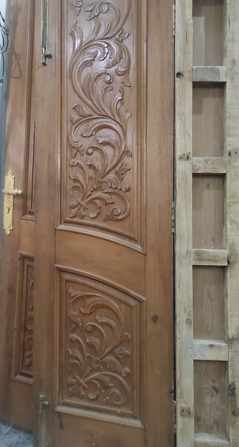 Beautiful Solid Fine Diyar Wood Main Entrance Doors, Luxury Farm house 2