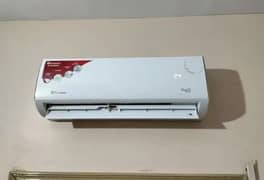 DAWLANCE 1.5 ton Inverter Ac heat and cool in genuine condition