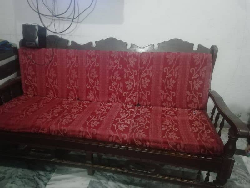 5 seater wooden sofa set, with molty foam 0