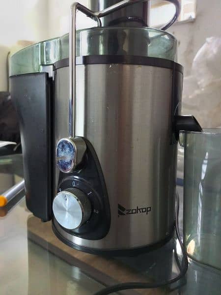 ZOKOP USA ELECTRIC JUICER 1