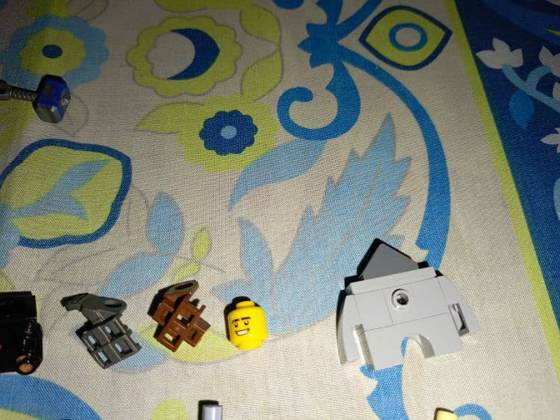 Lego blocks (real legos) 8
