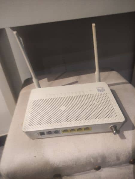Gpon with tv out  Huawei 8247H5 0