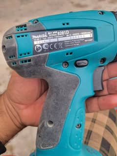 Makita hand drill 10mm A+ condition 0
