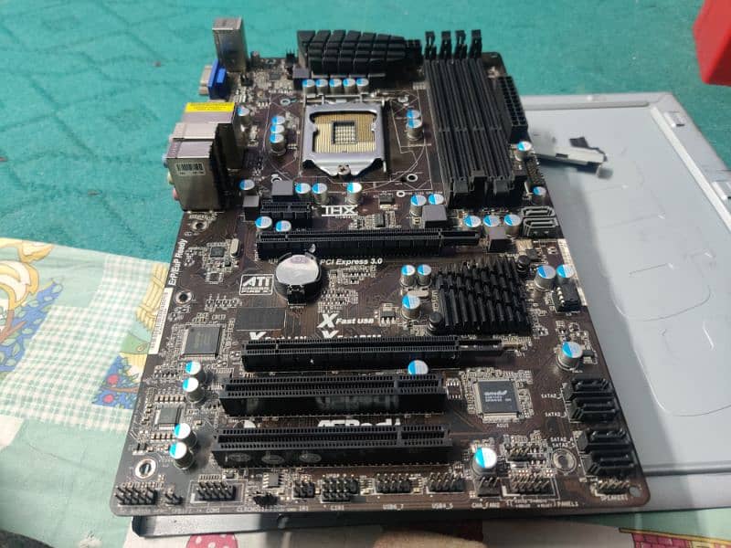 ASRock ZH77 Pro 3 motherboard 10