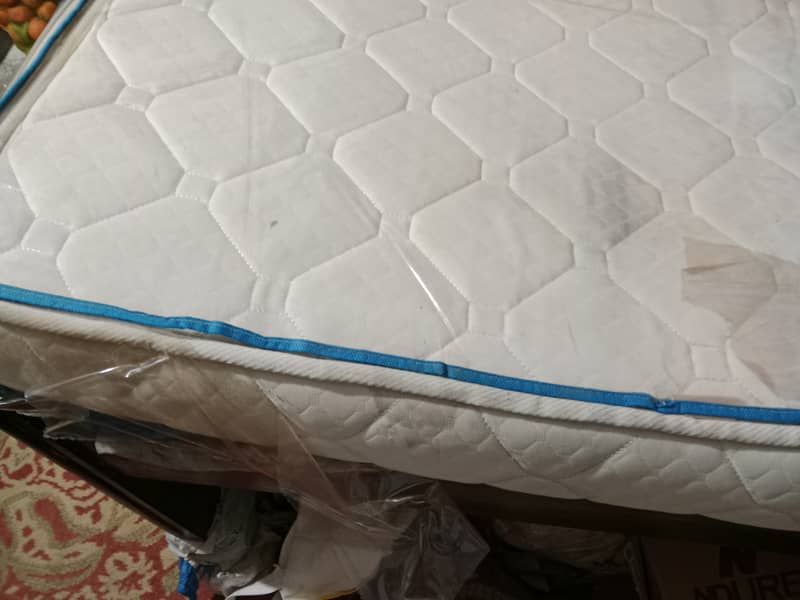 Bed and mattress for sale 3
