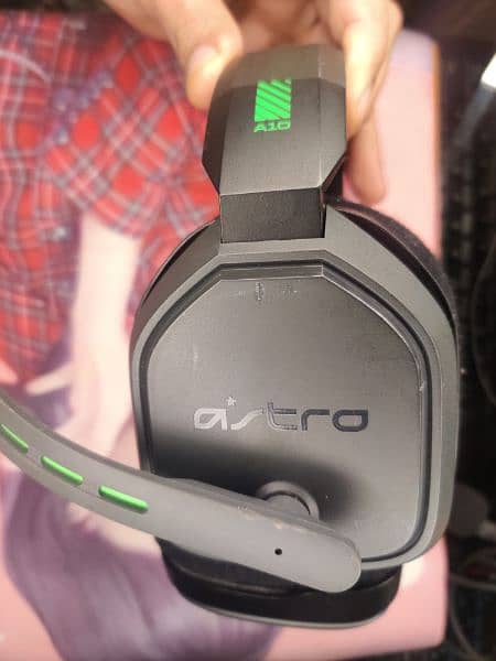 Astro A10 Gaming headset 9
