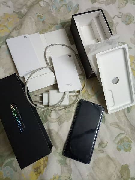 Xiaomi Note 10 lite 8/128 GB with complete box Read full ad 1