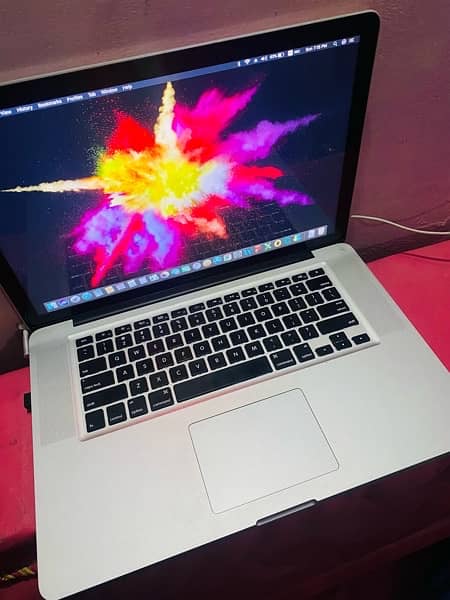 MacBook pro 15inch with high Sierra software 2