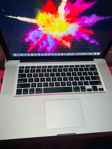 MacBook pro 15inch with high Sierra software 7