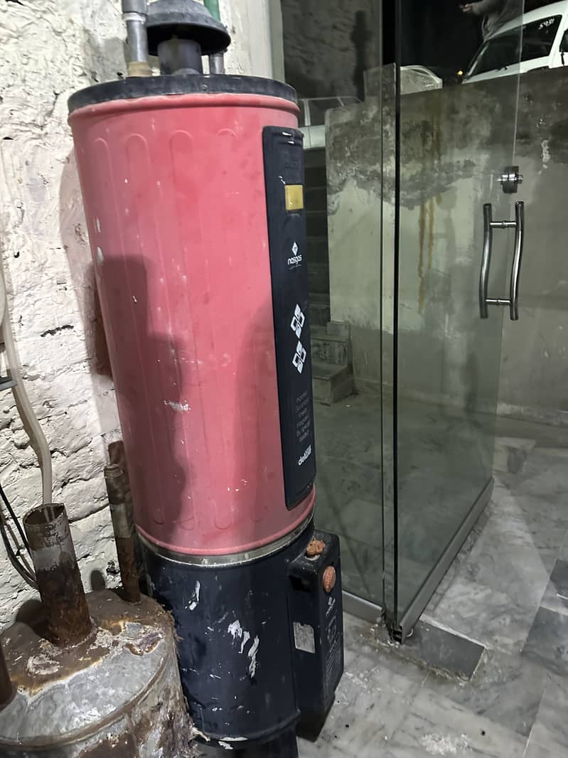 35 liter nasgas used geyser for sale 1