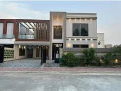 1 kanal modern luxury House for sale in bahria town Lahore