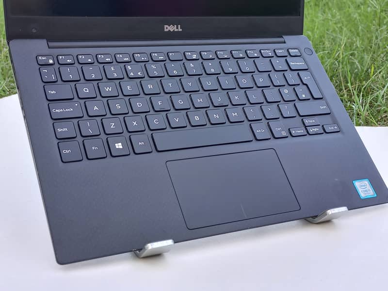 dell xps 13 9360 core i5 6th / 7th / 8th gen 4k touch :03018531671 6
