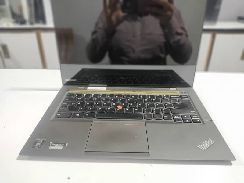 Lenovo X1 Carbon i5 4th 8gb ram 256gb ssd 5