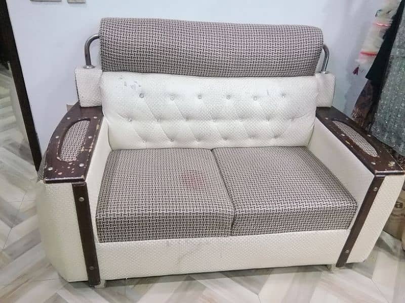 sofa set/ 3 seater sofa set/ used/ furniture/wooden set 0