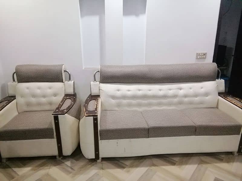 sofa set/ 3 seater sofa set/ used/ furniture/wooden set 1