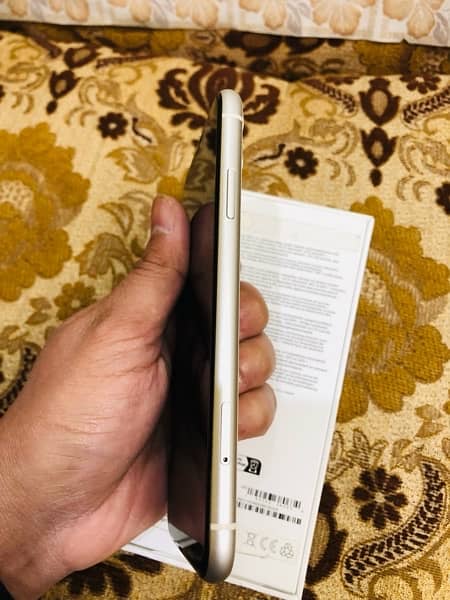 iPhone 11 128gb dual sim pta approved complete box 1