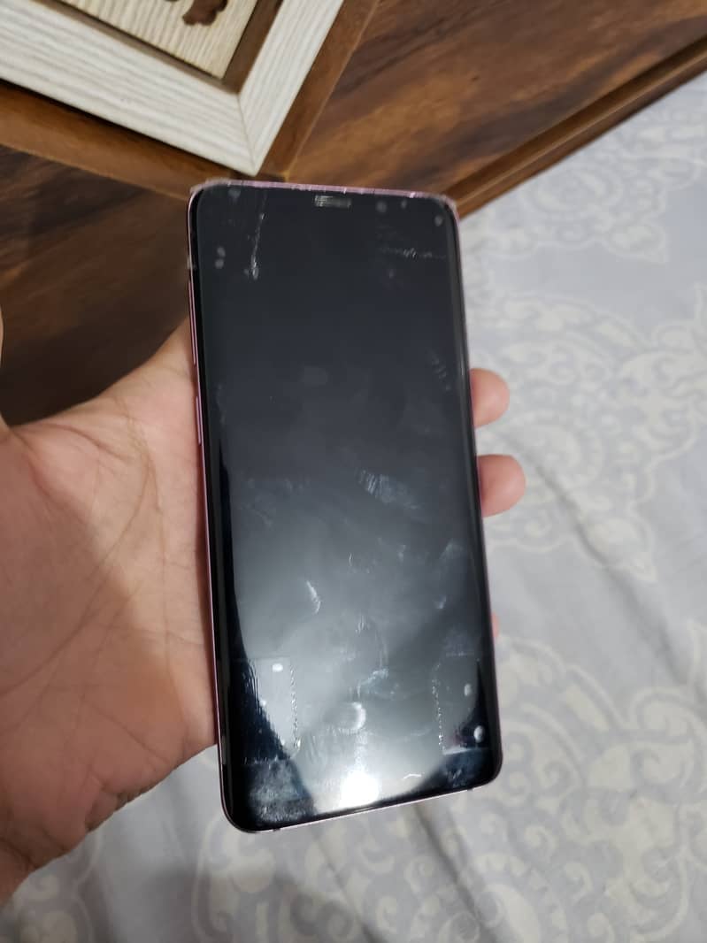 S9 Plus Complete Body without Panel. . . 5