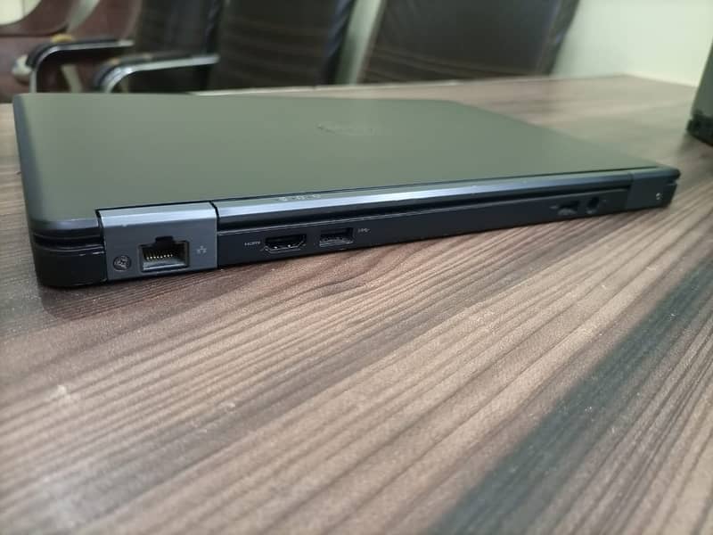 Dell Latitude E7250 Core i5 5th Genertion 8GB Ram 128Gb SSD 6